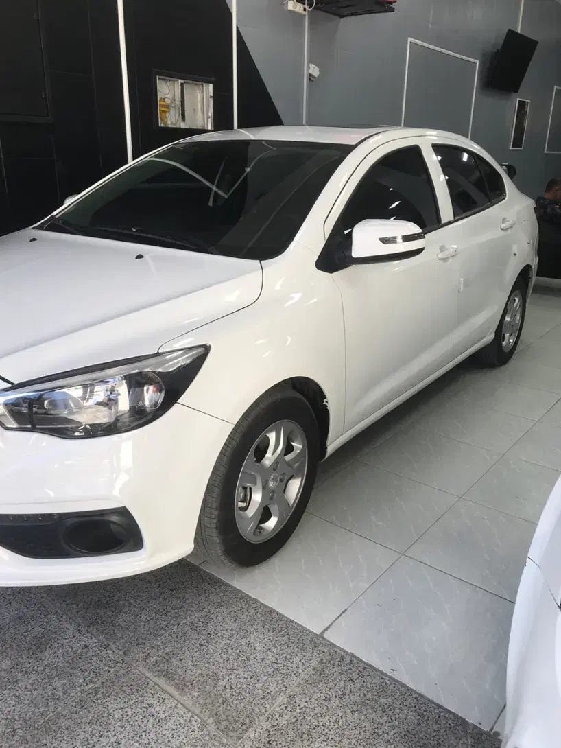 شاهین با سانروف|خودرو سواری و وانت|شهرکرد, |دیوار