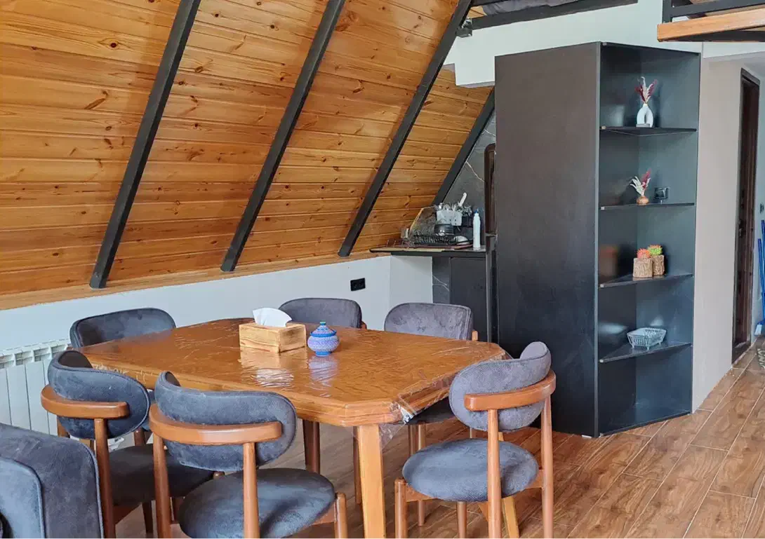 اجاره کلبه سویسی جکوزی دار دو خوابه جنگلی در ماسال|اجارهٔ کوتاه‌مدت ویلا و باغ|رشت, منظریه|دیوار