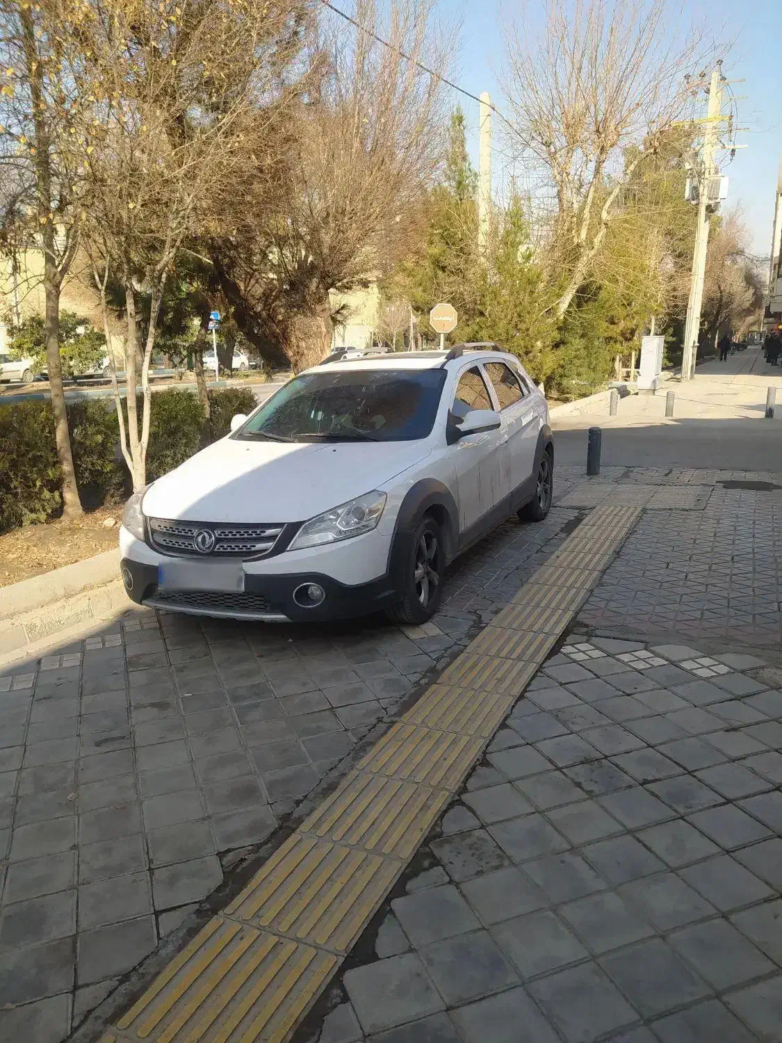 hcکراس|خودرو سواری و وانت|اصفهان, آبشار|دیوار