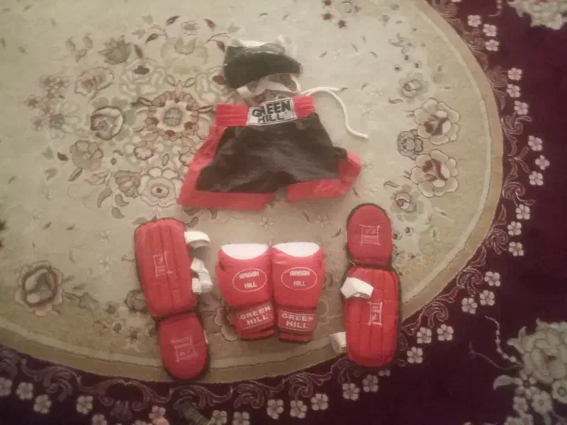 لوازم ورزشی کیک بوکسینگ|لباس|یاسوج, |دیوار