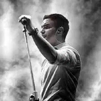 تک بلیط VIP کنسرت محسن یگانه کافی نت|بلیت کنسرت|شیراز, غدیر شمالی|دیوار