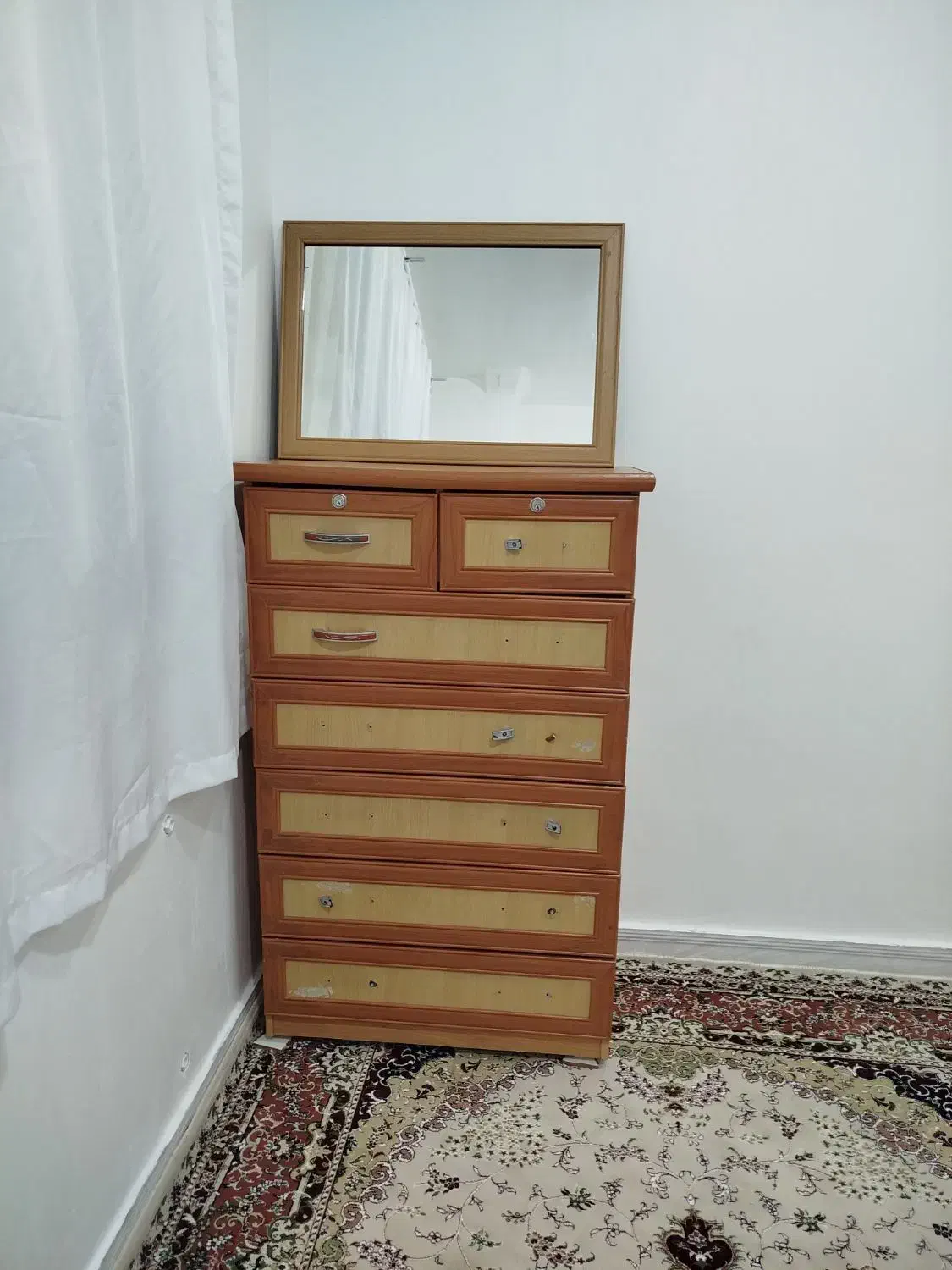 دلاور|جاکفشی، کمد، دراور|مریوان, |دیوار