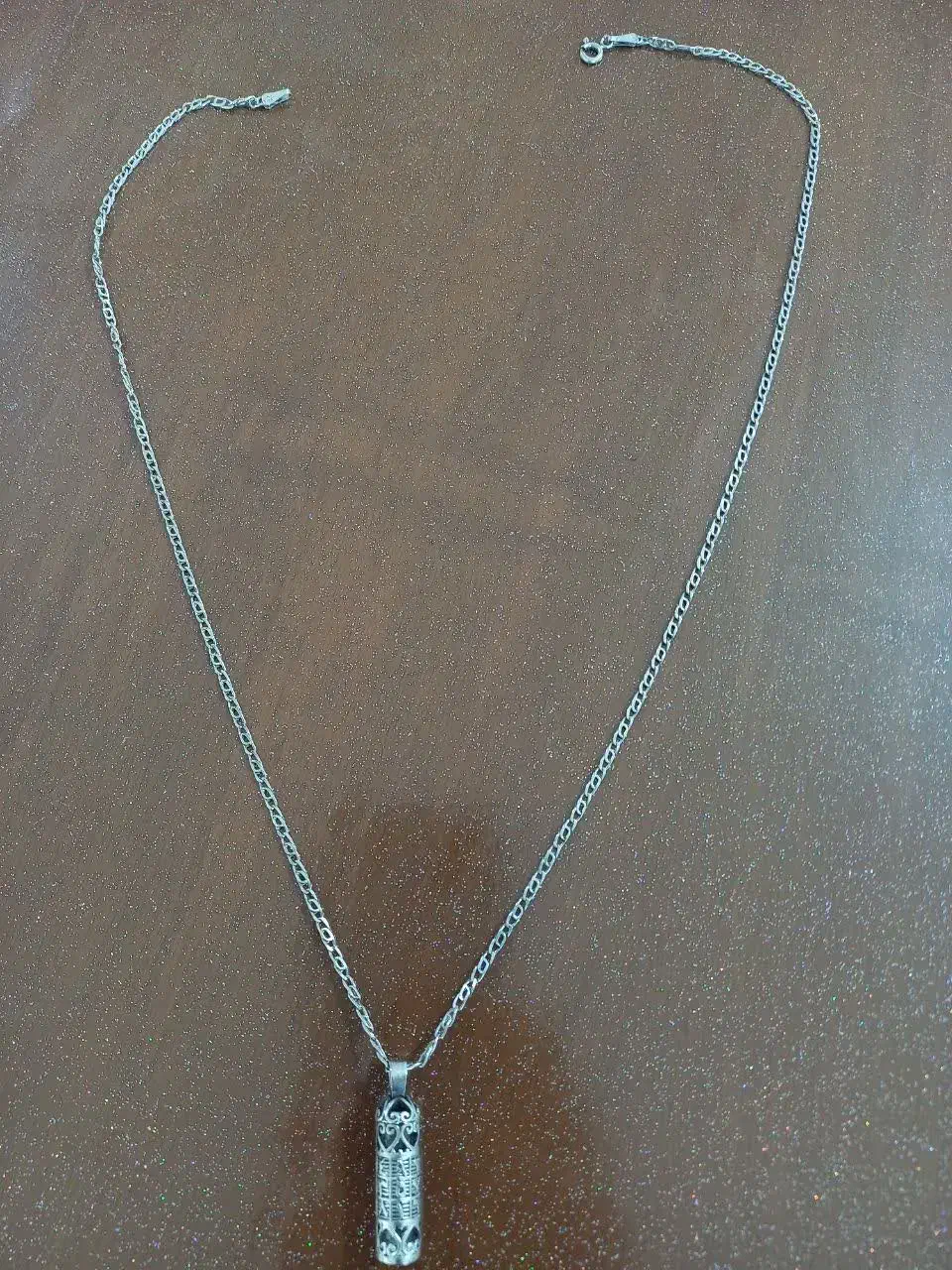 زنجیر نقره|جواهرات|اردبیل, |دیوار