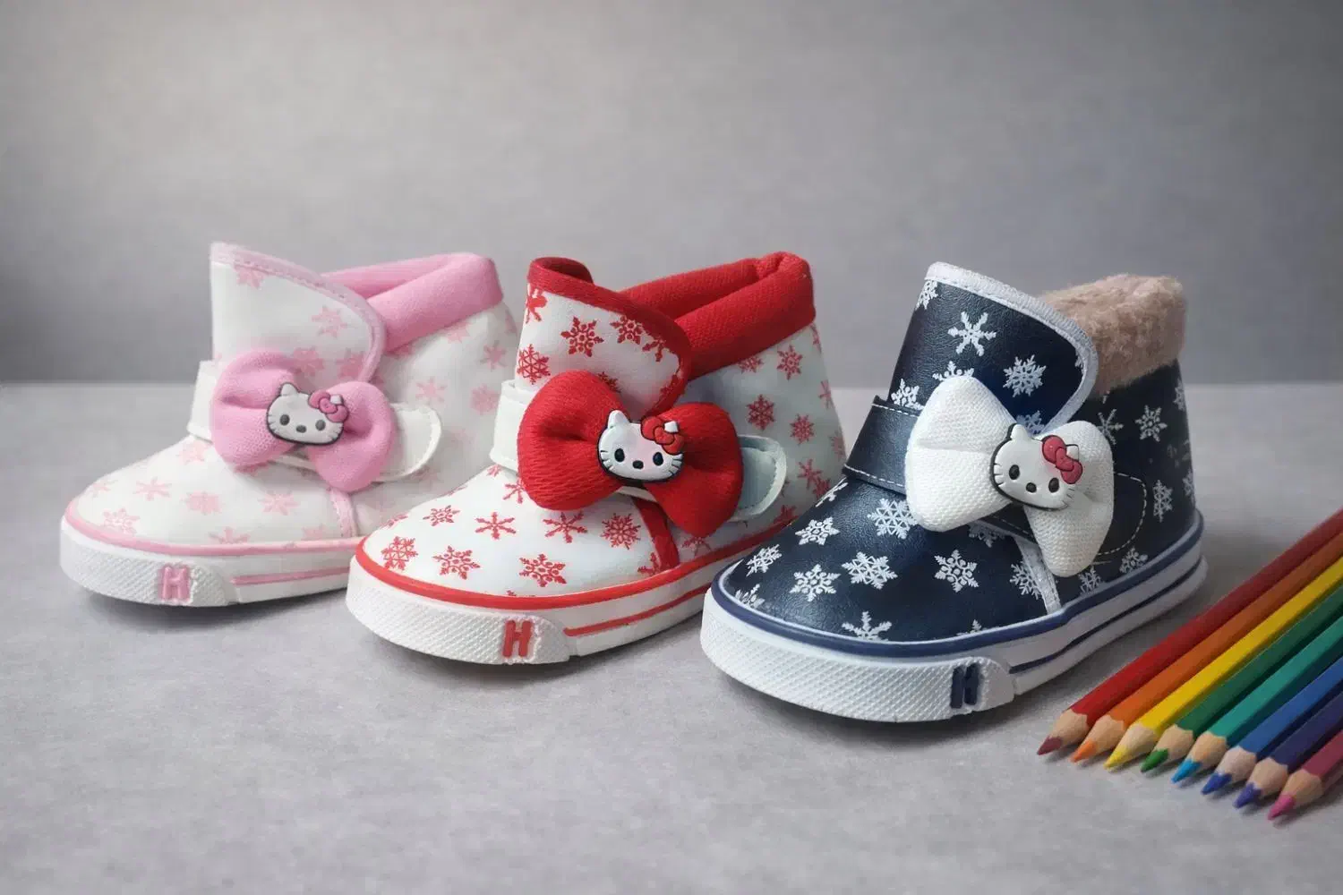 کفش خاص|کفش و لباس بچه|قم, شاه ابراهیم|دیوار