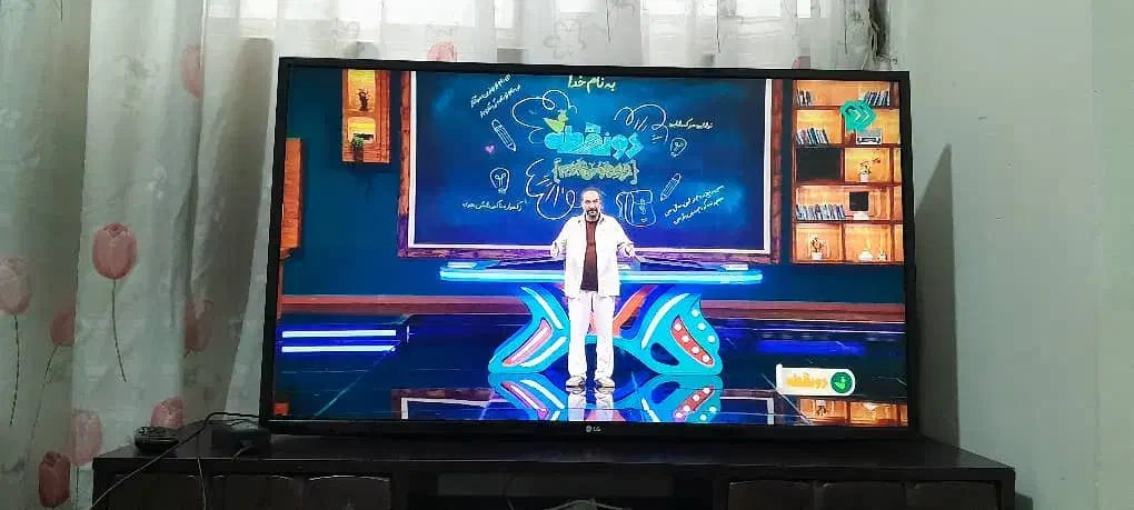 تلویزیون ال جی ۴۳ اینچ|تلویزیون و پروژکتور|ملارد, |دیوار