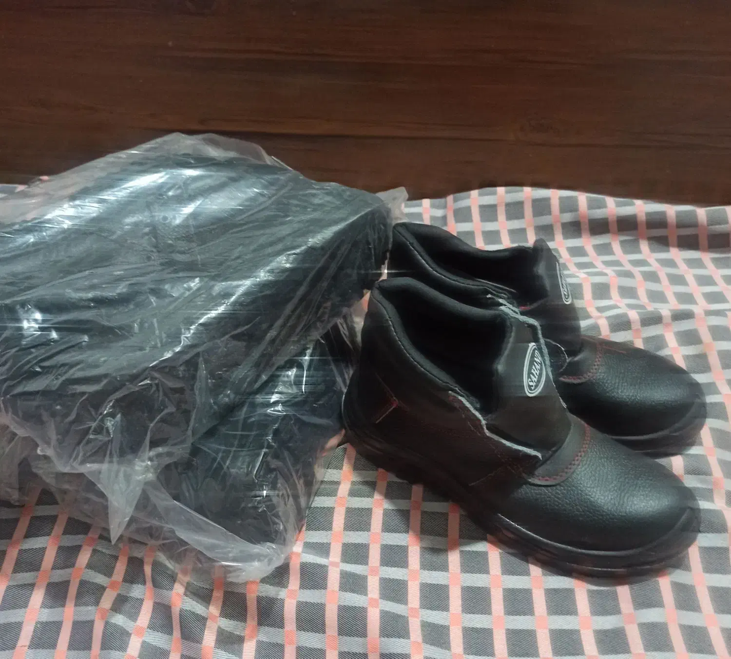 کفش.کار|کیف، کفش، کمربند|کرمان, |دیوار