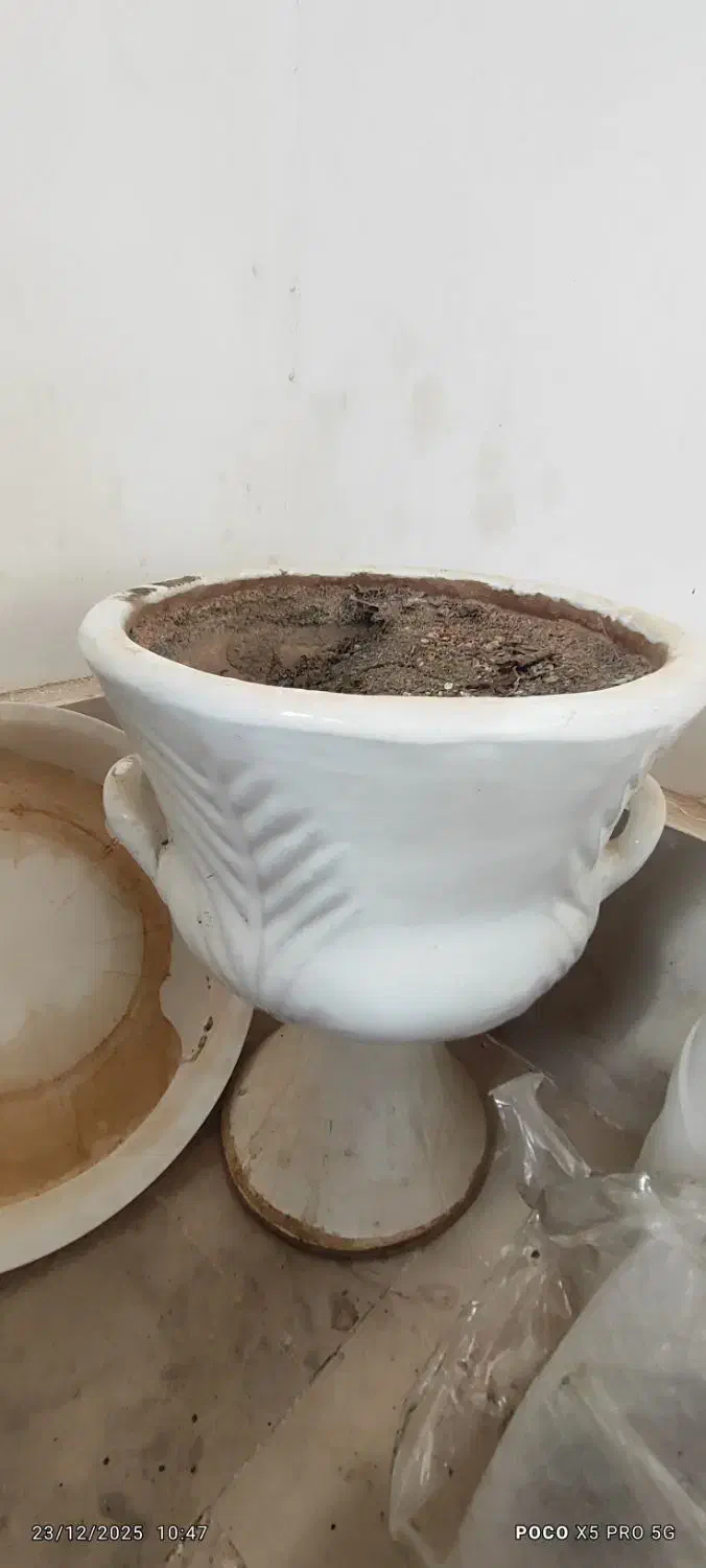 دو عدد گلدان|کلکسیون و سرگرمی|بیرجند, |دیوار