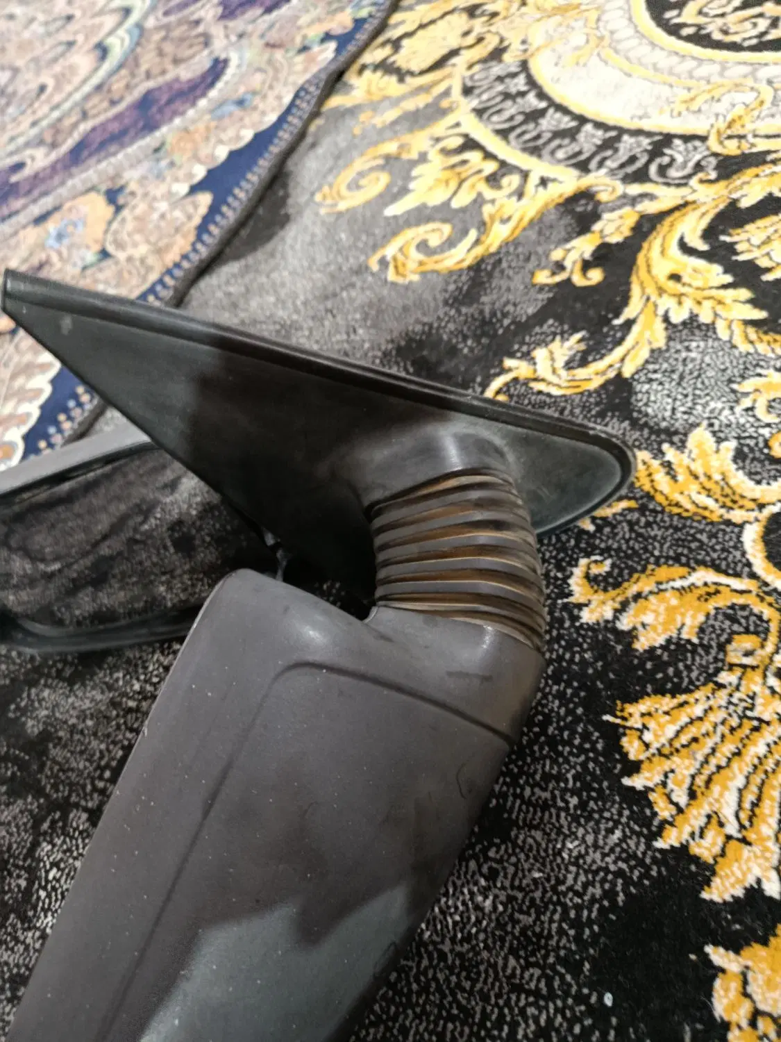 اینه|آینه|زابل, |دیوار