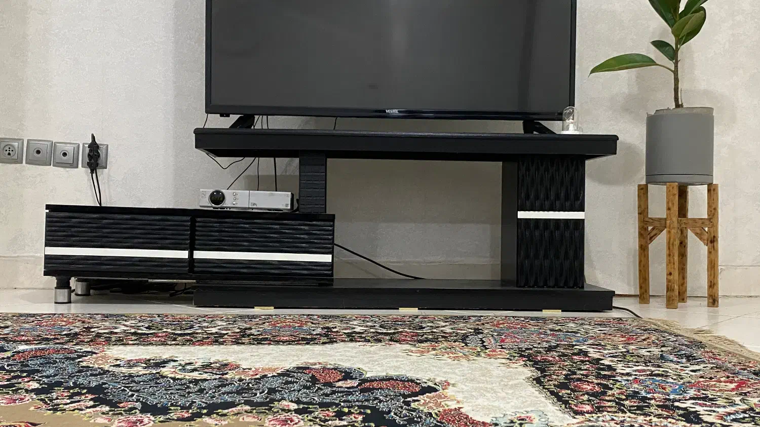 میز تلوزیون|میز تلویزیون|رشت, هلال احمر|دیوار