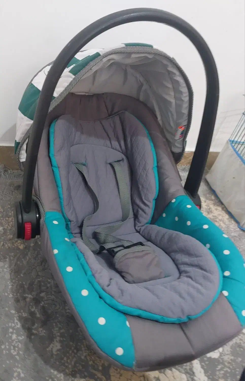 کریر|کالسکه و لوازم جانبی|قائم‌شهر, |دیوار