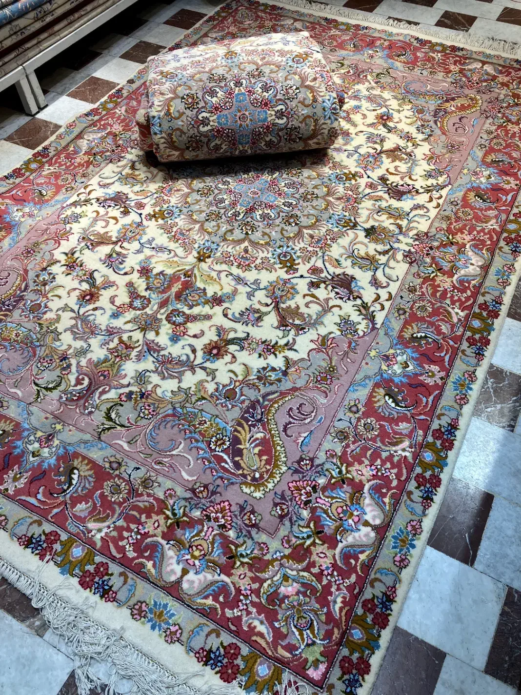 فرش دستباف جفت۶متری کاشمر ریزبافت گلابریشم دستبافت|فرش|تهران, مولوی|دیوار