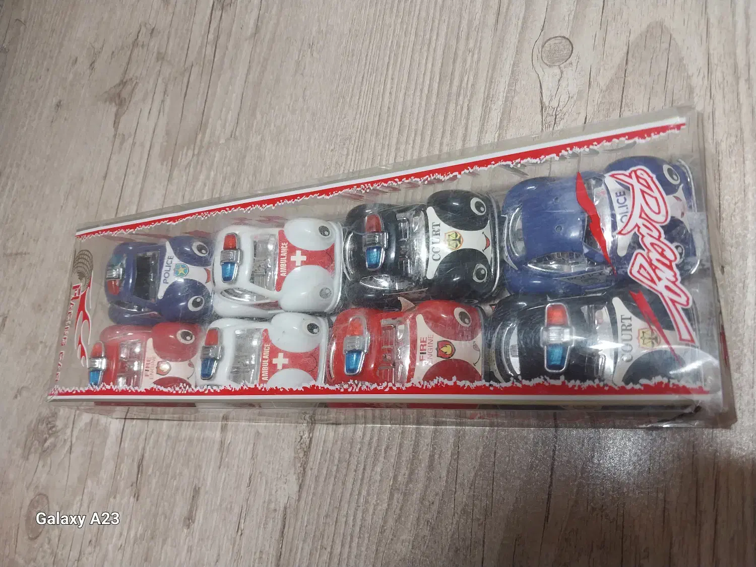 بسته ۸ عددی ماشین‌های سرعتی آمبولانس و آتش نشانی|اسباب‌‌بازی|تربت جام, کلالی|دیوار