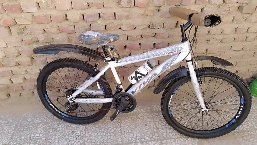 دوچرخه|دوچرخه، اسکیت، اسکوتر|جزنیک, |دیوار