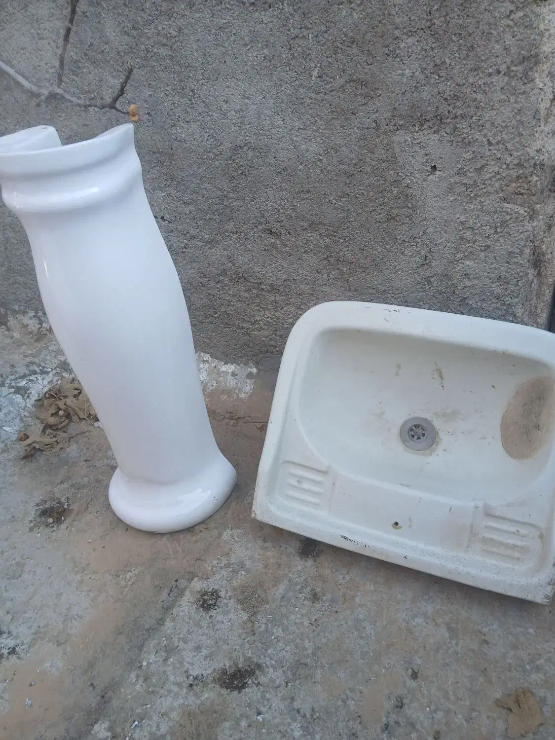 ۳نگ روشویی|لوازم سرویس بهداشتی|اسفراین, |دیوار