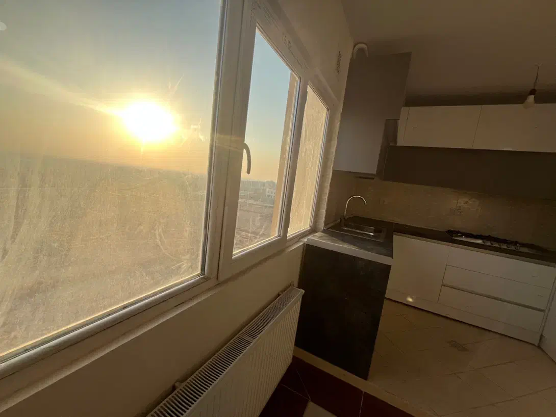 90متری فول/ویودار غرق نور/کلید نخورده/چسب فاز ۱|فروش آپارتمان|هشتگرد, فاز ۱ مهستان|دیوار