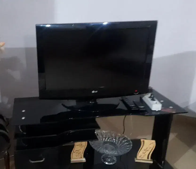 تلویزیون ال سی دی|تلویزیون و پروژکتور|زنجان, |دیوار