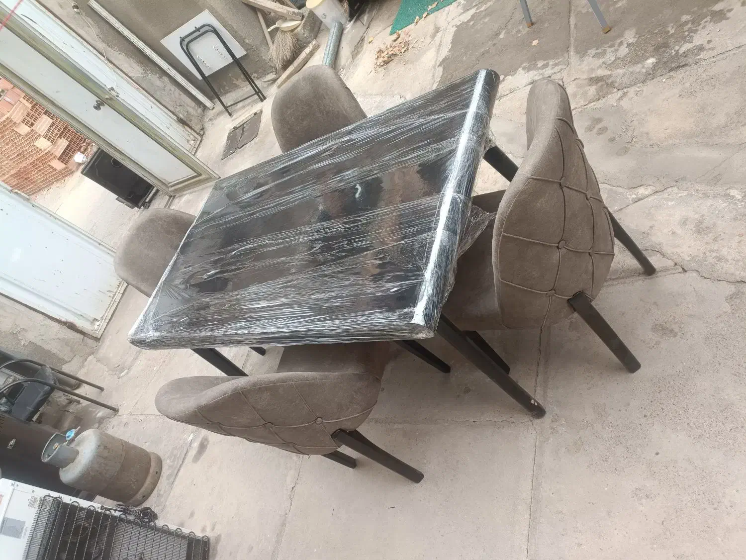 فروش نهار خوری چهار  نفره|میز و صندلی غذاخوری|سقز, |دیوار