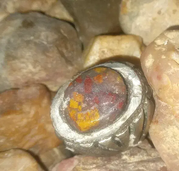 انگشتر عقیق شجر گل اناری رکاب آهنی زیبا|بدلیجات|شیراز, دروازه اصفهان|دیوار