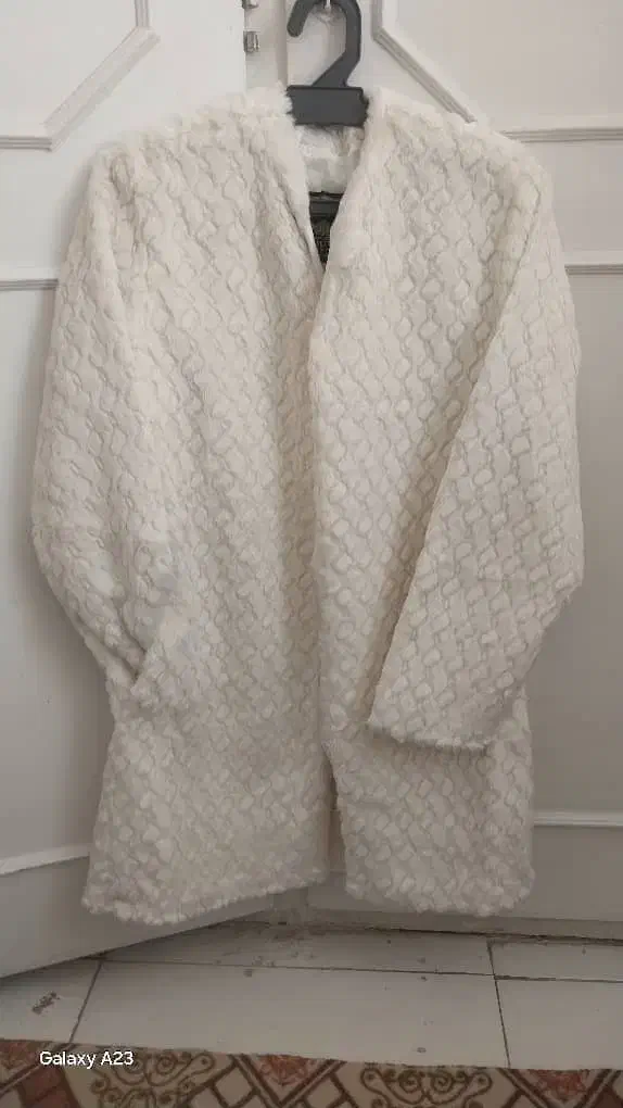 لباس در حد نو|لباس|تهران, تختی|دیوار