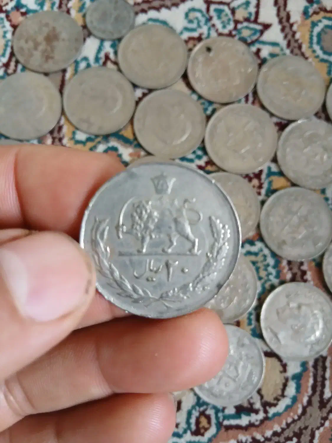 سکه ۲۰ ریالی پهلوی|کلکسیون سکه، تمبر، اسکناس|رشت, جانبازان|دیوار