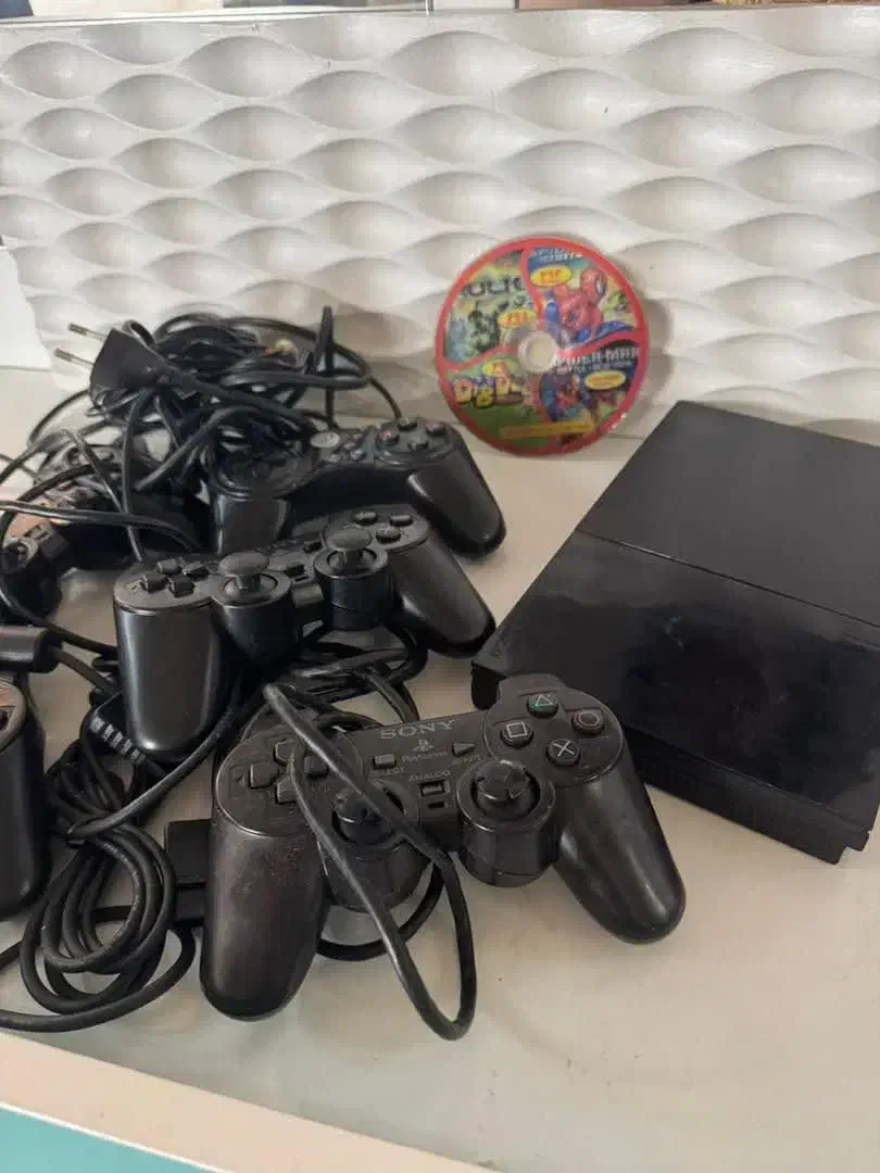 پلی استیشن 2 مارک اصلی sonyدرحدنو سالم|کنسول، بازی ویدئویی و آنلاین|مشهد, رضاشهر|دیوار
