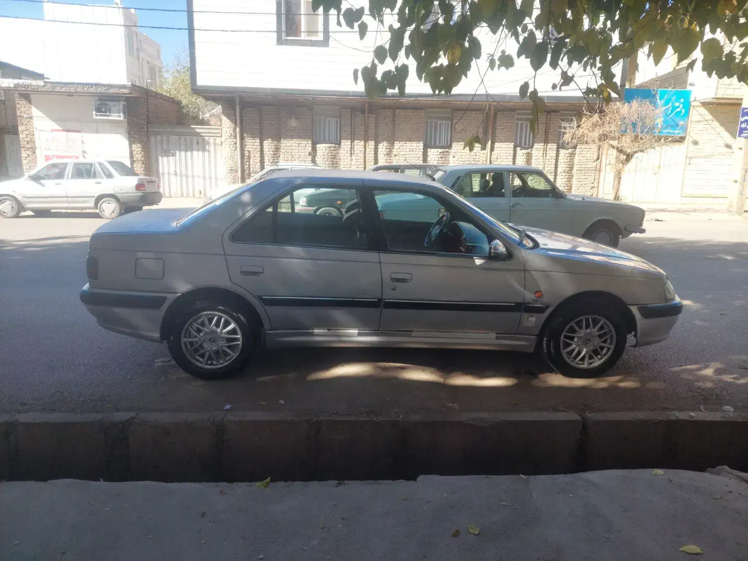 پارس ۸۵|خودرو سواری و وانت|خرم‌آباد, |دیوار