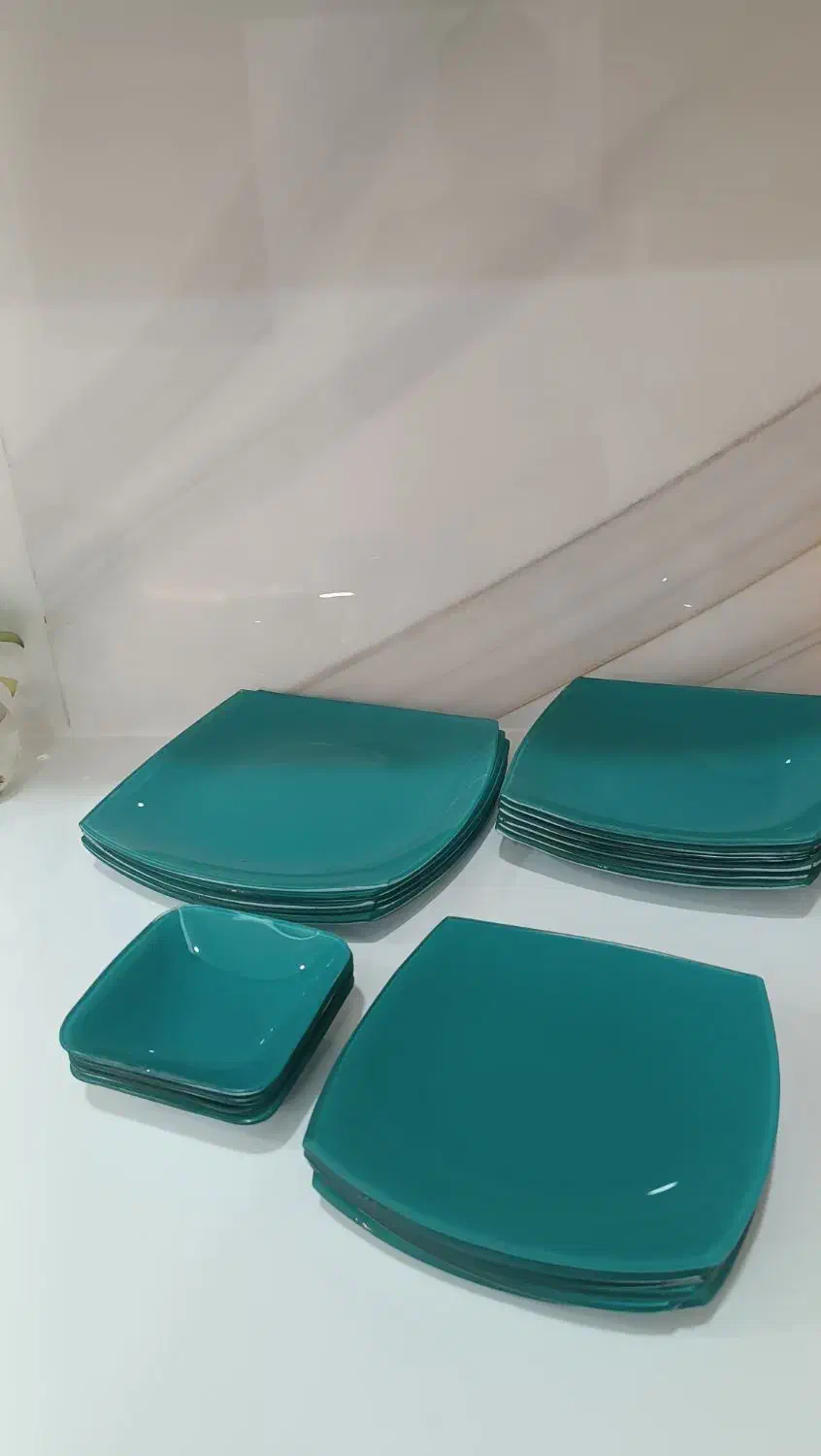 ظروف غذاخوری آکروفام سبز و نارنجی|ظروف سرو و پذیرایی|گتوند, |دیوار