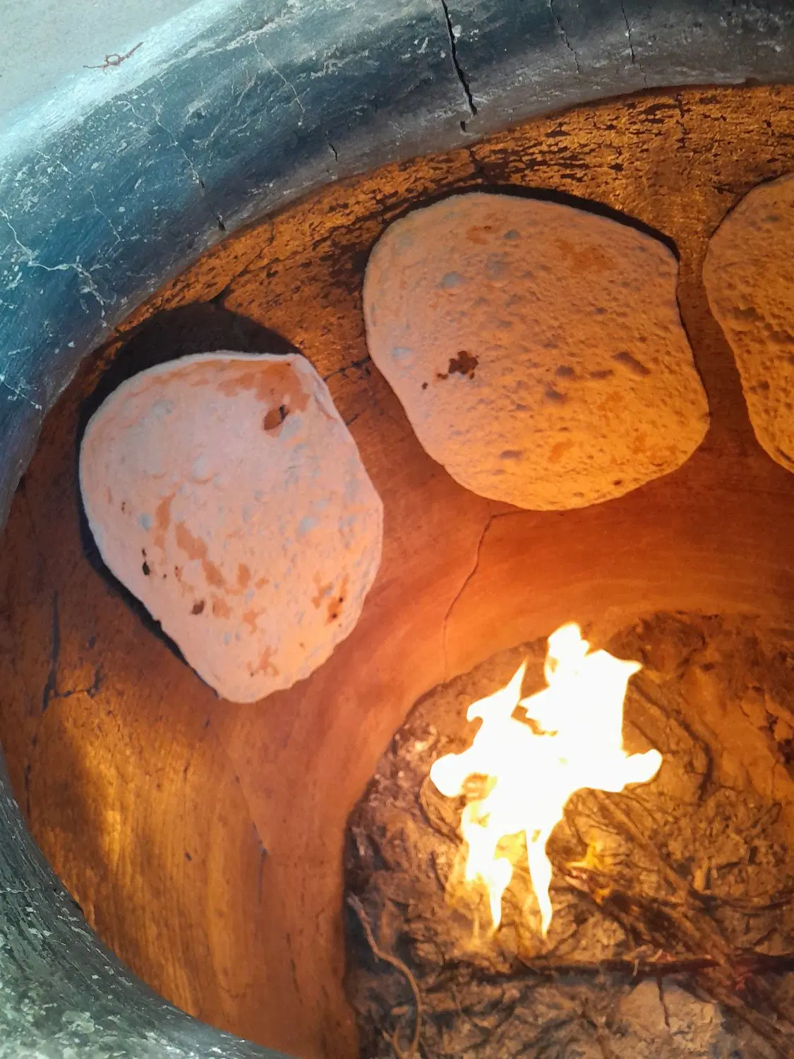 نون|خوردنی و آشامیدنی|میان جلگه, |دیوار