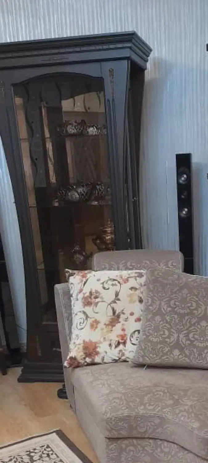 میز نهار خوری|میز و صندلی غذاخوری|رشت, چله خانه|دیوار