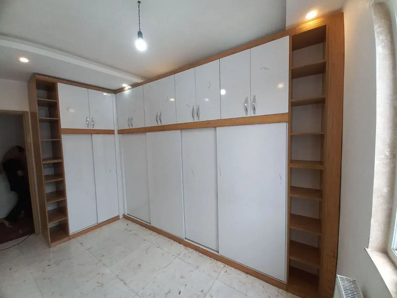 کمد|جاکفشی، کمد، دراور|رشت, لاکان شهر|دیوار