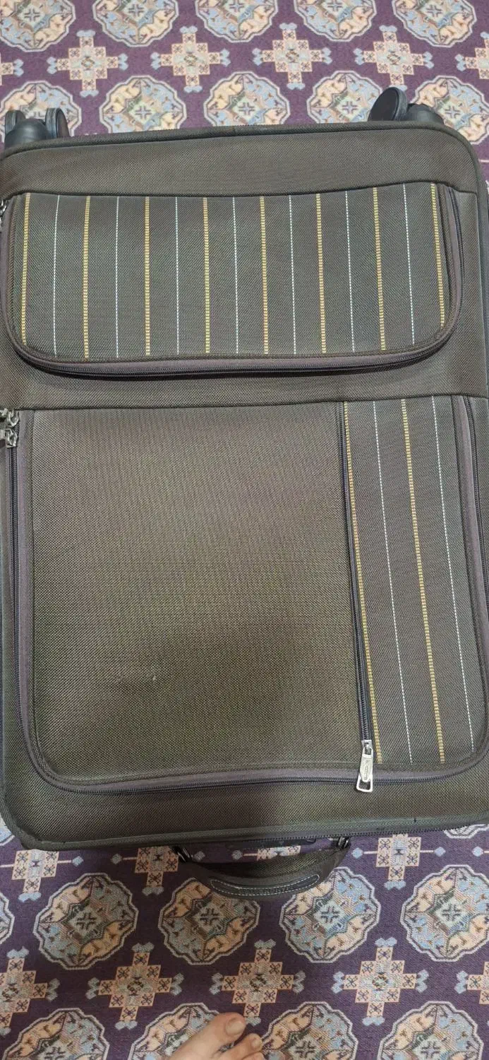 چمدون|کیف، کفش، کمربند|قوچان, |دیوار