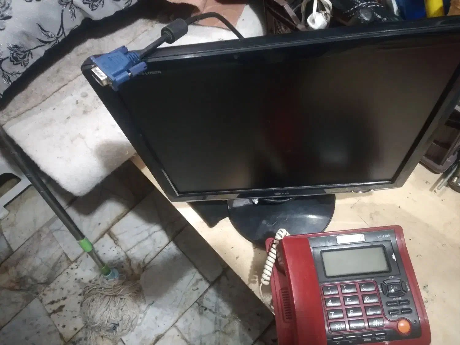 مانیتور ۱۷ اینج|قطعات و لوازم جانبی رایانه|کرج, حصارک بالا|دیوار