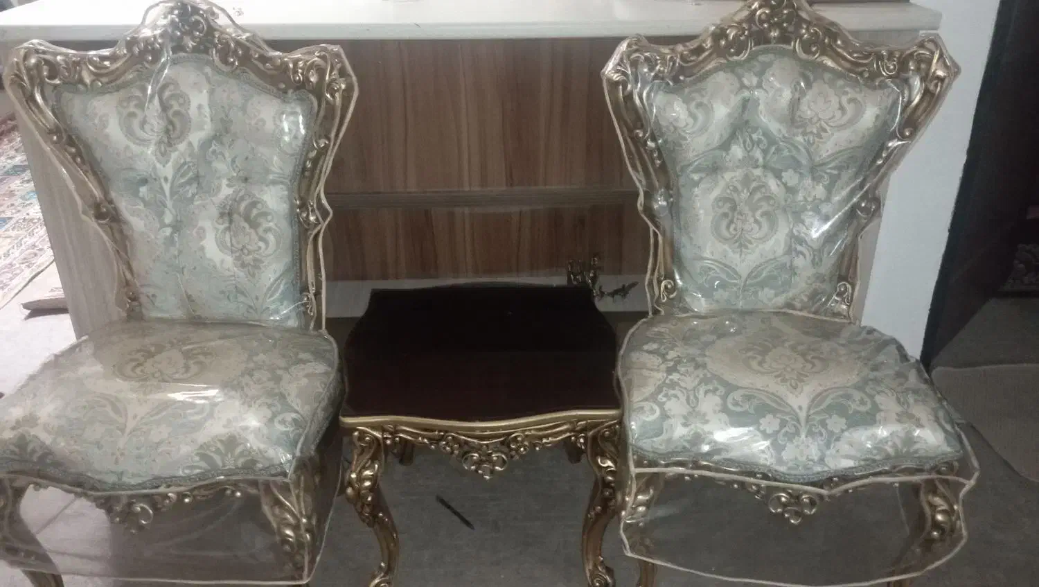 مبل|مبلمان خانگی و میز عسلی|قرچک, میرزائی جنوبی|دیوار