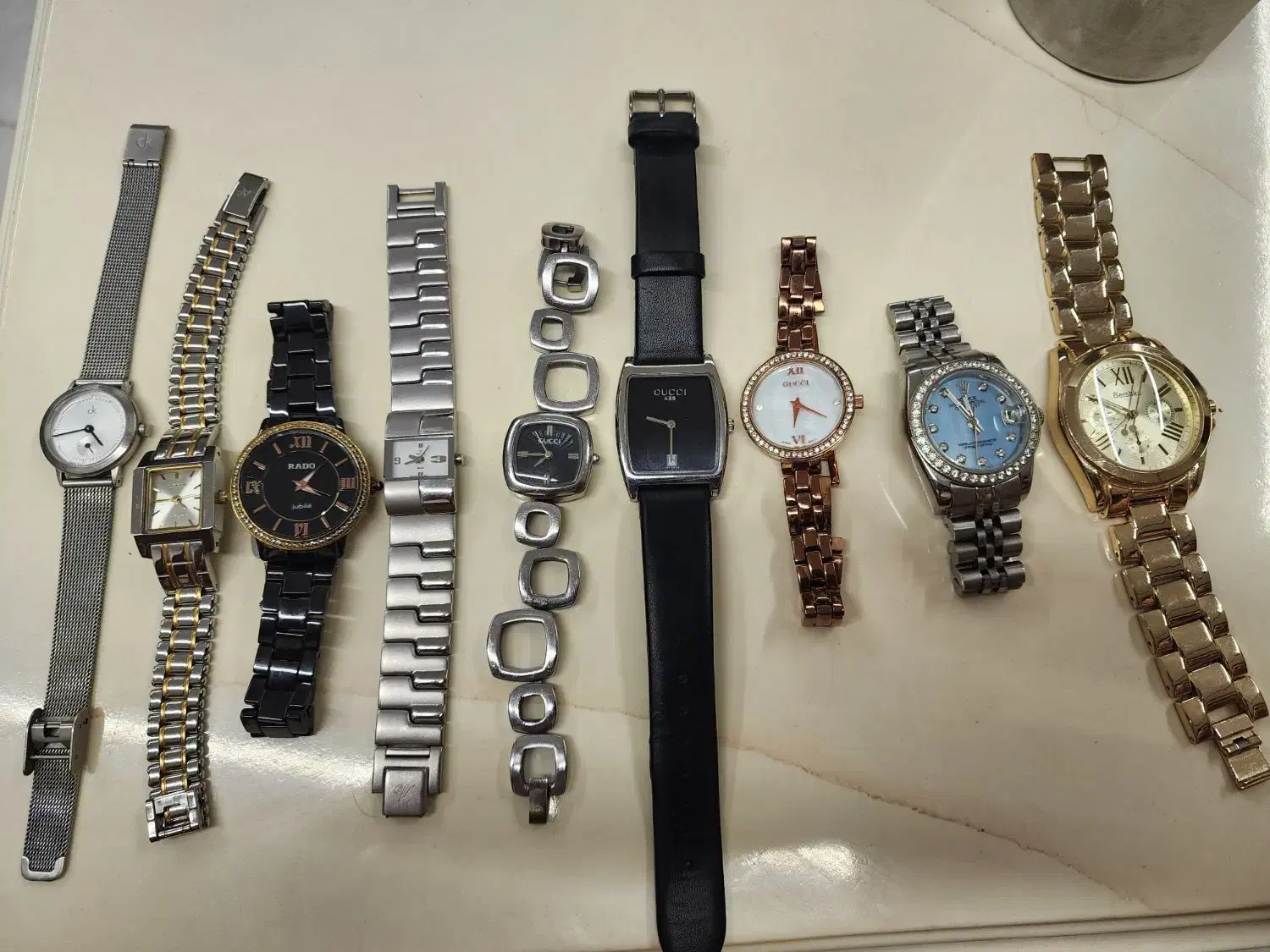 ساعت زنانه همگی در حد نو|ساعت|شیراز, شهرک برف فروشان|دیوار