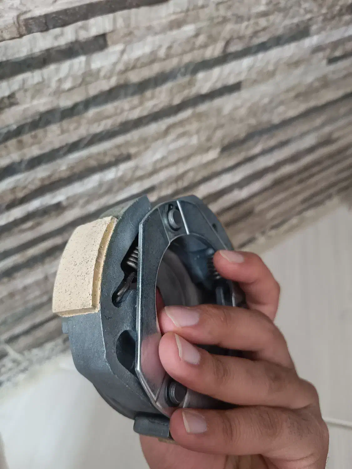 ساچمه و لنت کلاج|قطعات یدکی و لوازم جانبی|بروجرد, |دیوار