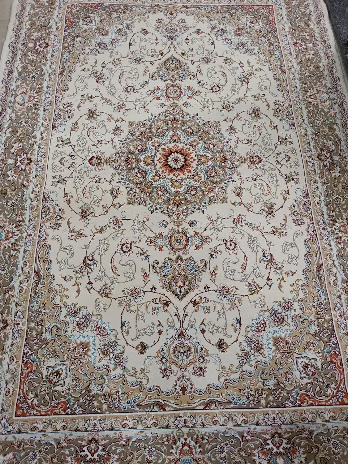 ۴ تا فرش ۷۰۰ کرمی دورین|فرش|ارومیه, |دیوار