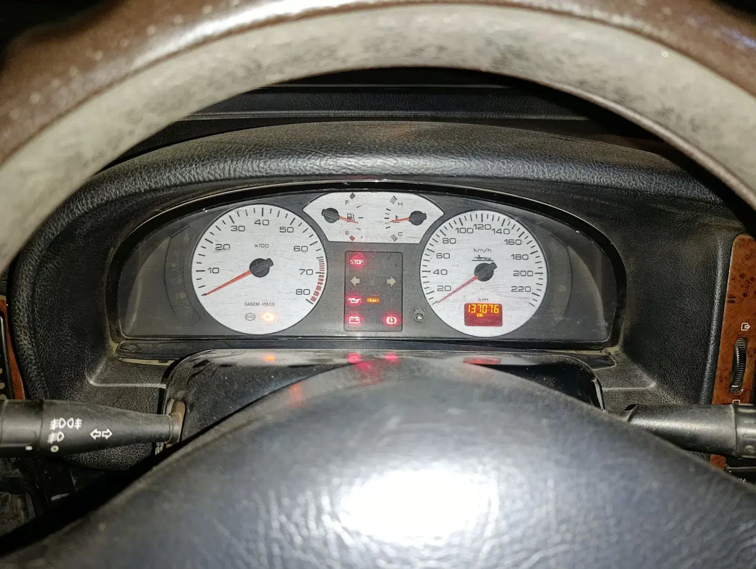 پژو پارس دنده اتوماتیک تمیز|خودرو سواری و وانت|قشلاق دشت, |دیوار