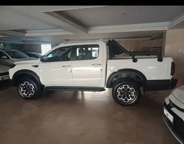 کی ام سی تی ۹ سفید پابه صفر|خودرو سواری و وانت|اصفهان, وحید|دیوار