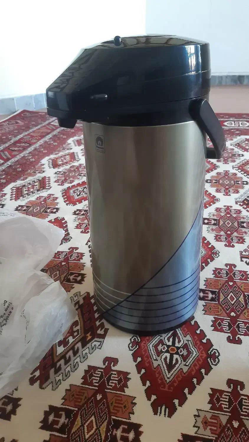 فلاسک۱.۹لیتریاصلژاپن|ظروف نگهدارنده، پلاستیکی، یکبارمصرف|بندر ترکمن, |دیوار