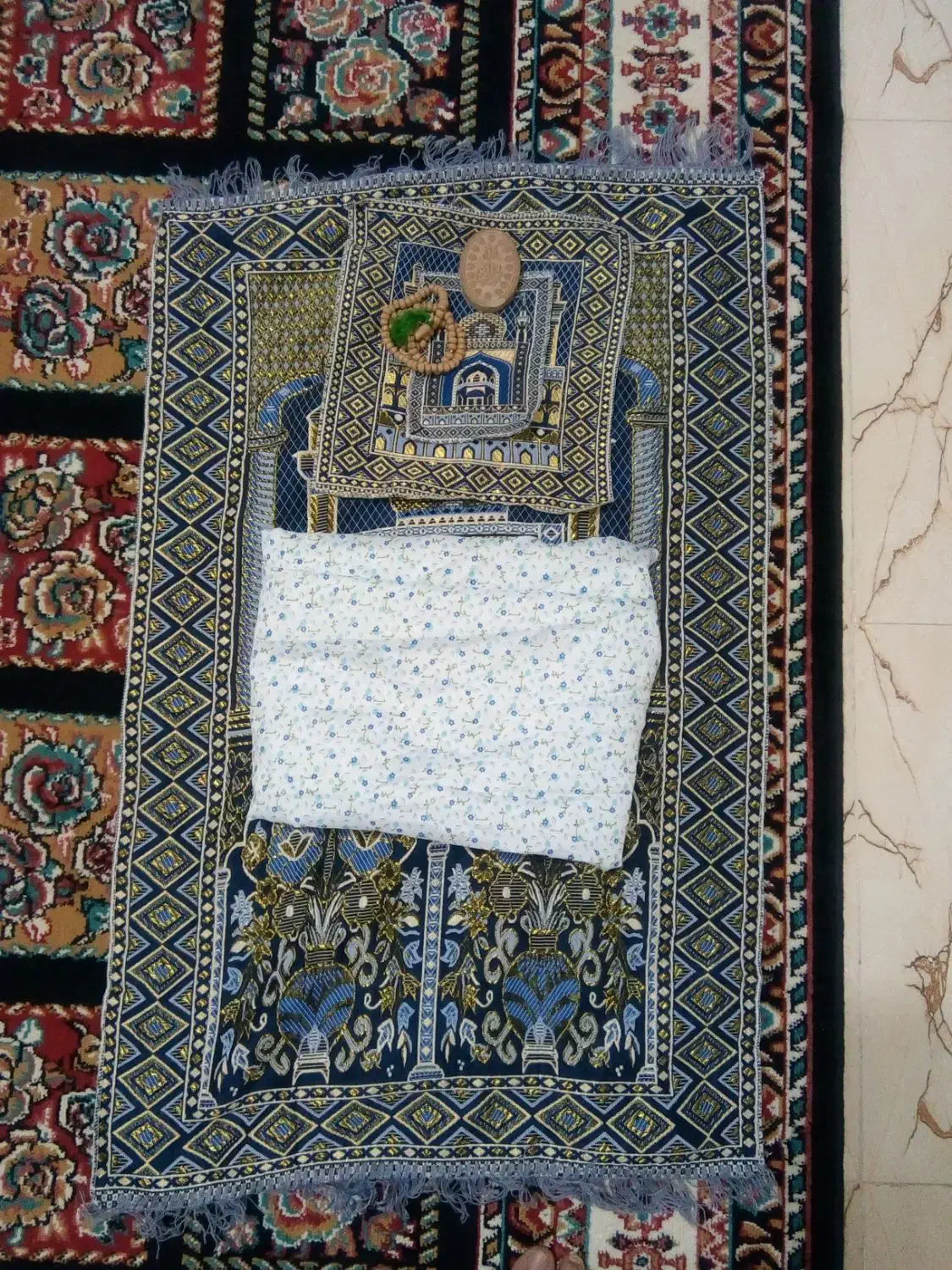 سجاده،چادرنماز|لباس|خرم‌آباد, |دیوار