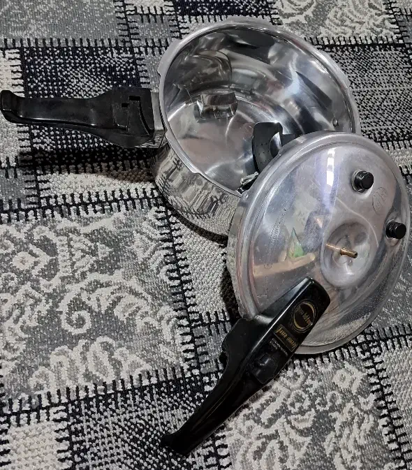 زودپز۶نفره تکنو|ظروف پختوپز|رشت, آب و برق|دیوار