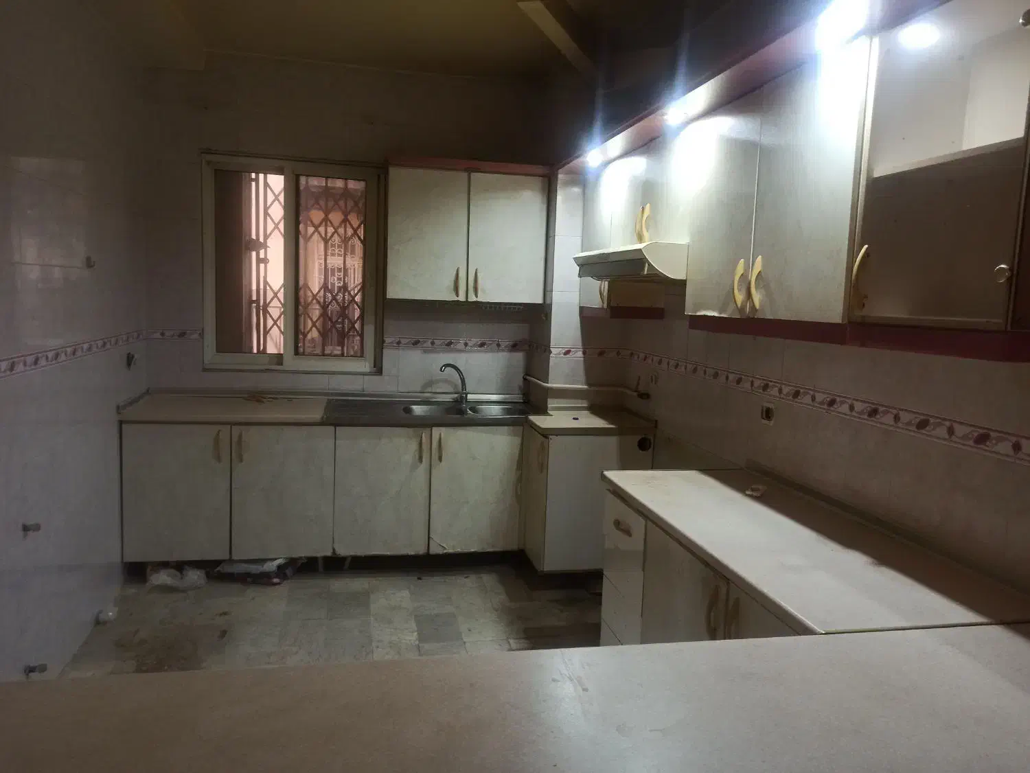 105متردوخوابه غرق درنور|اجارهٔ آپارتمان|تهران, شهرک مخابرات|دیوار