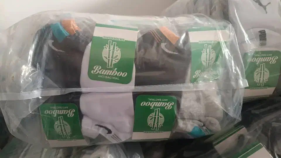 جوراب  ۲۰ هزار تومان|کیف، کفش، کمربند|کازرون, |دیوار