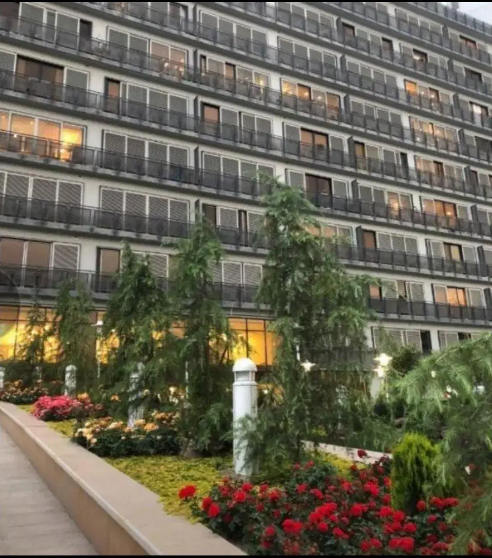 آپارتمان ۱۱۰متری دو خوابه فردوس برج افق اکباتان