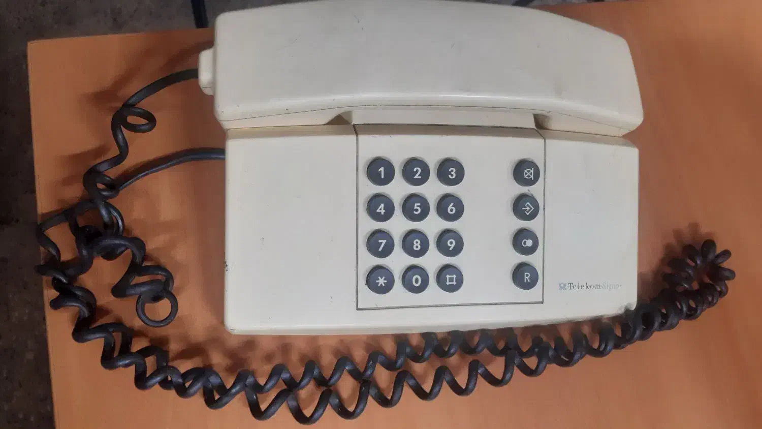 تلفن رومیزی ساده|تلفن رومیزی|تهران, منیریه|دیوار