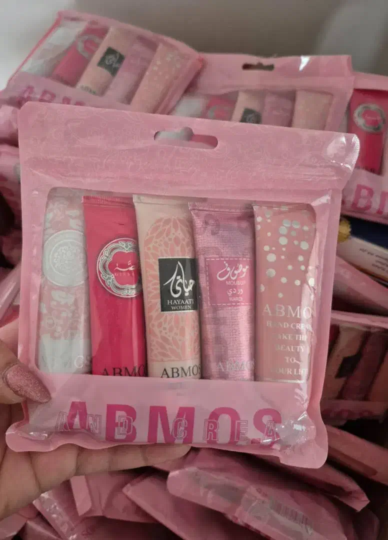 پک 5 عددی کرم مرطوبکننده عطری|آرایشی، بهداشتی، درمانی|کازرون, |دیوار