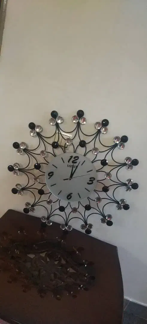 دو تخته فرش ماشینی شش متر و چند قلم وسایل|فرش|تبریز, |دیوار