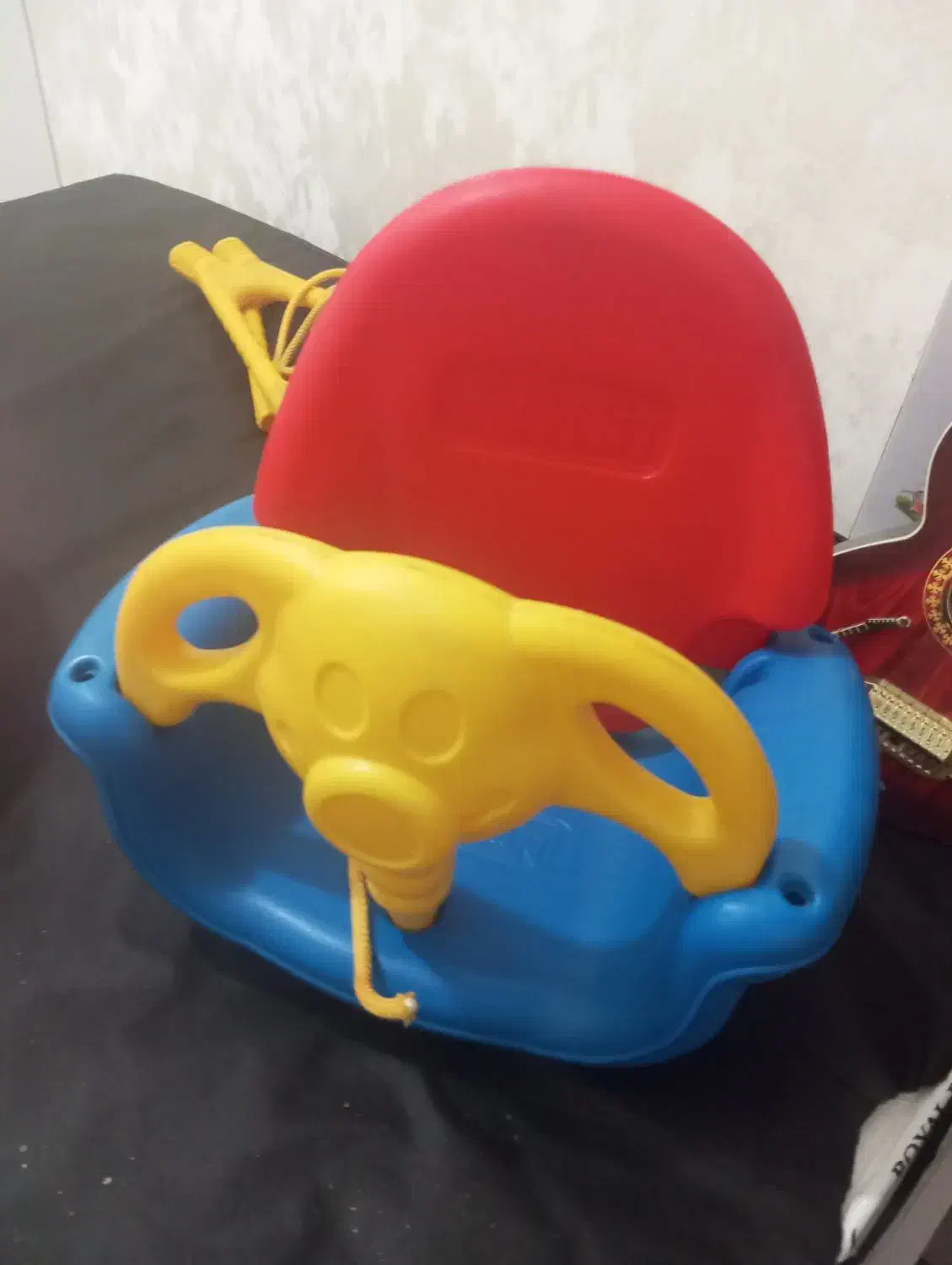 تاب سالم|اسباب‌بازی بچه|رباط‌کریم, رباط‌کریم|دیوار