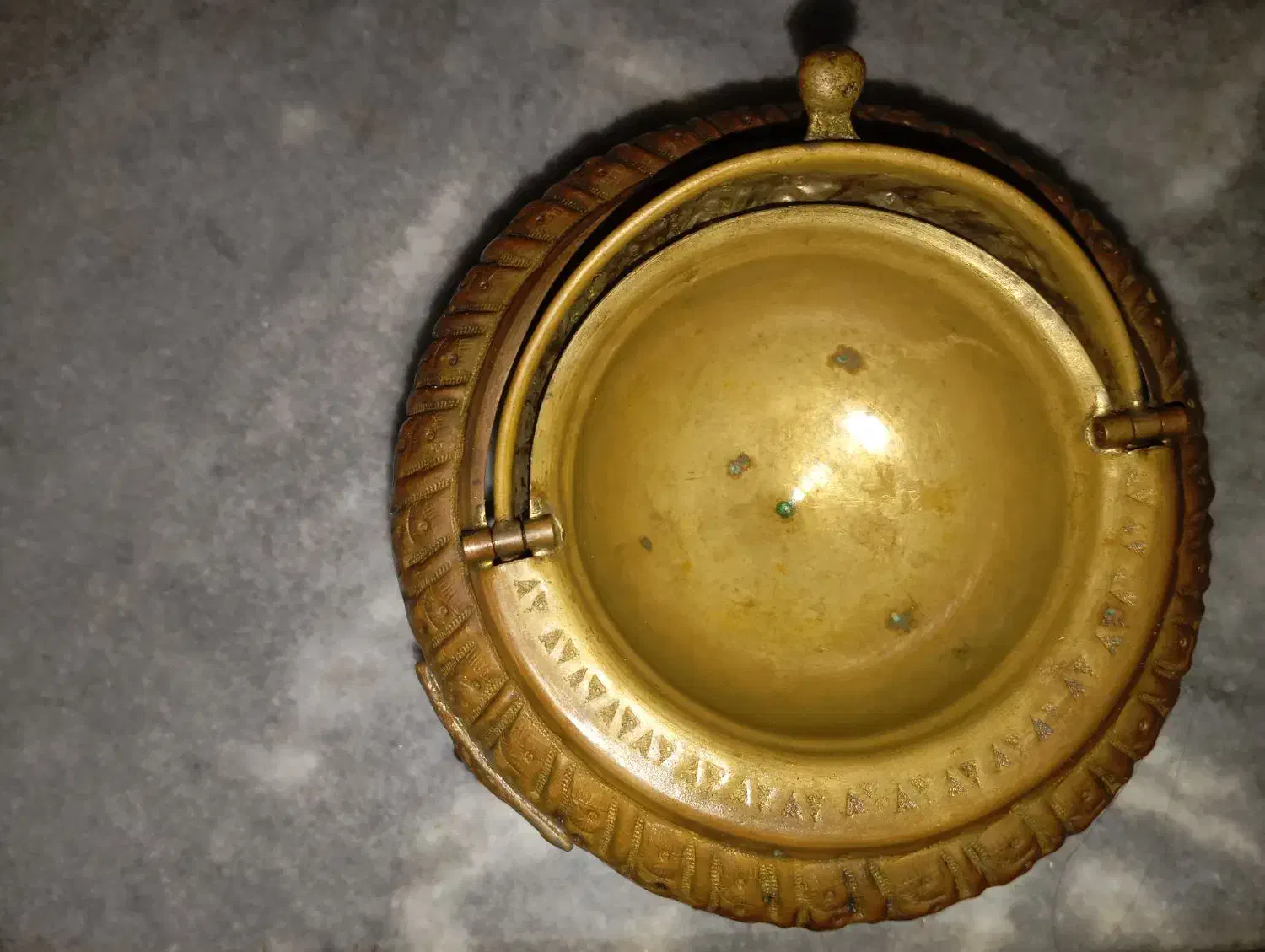 خاویار خوری طرح هخامنشی قدیمی تزئینی|کلکسیون اشیاء عتیقه|چالوس, |دیوار