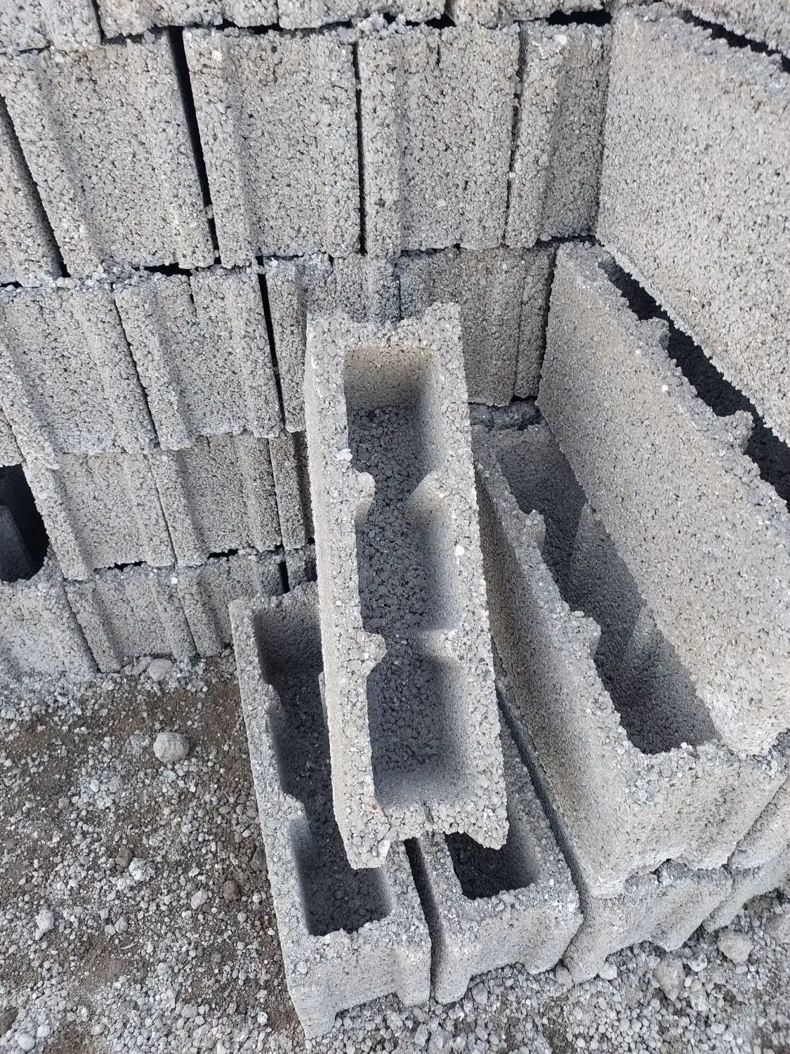 بلوک سیمانی مهدی حاصلی|عمدهفروشی|همدان, |دیوار